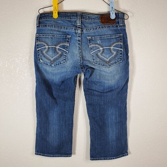 Big Star Womens Casey Low Rise Capri Jeans Size 30 Blue Denim Distressed Design - Picture 2 of 10